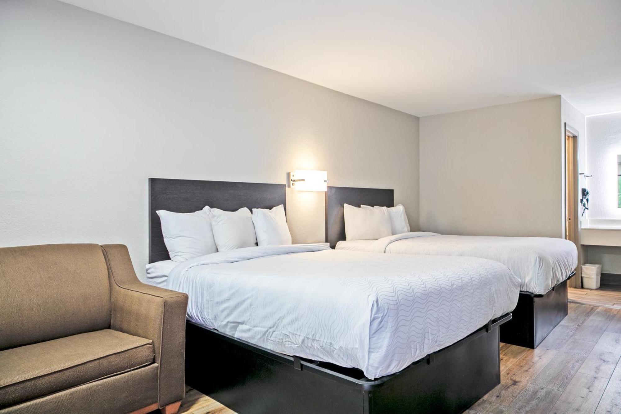 Days Inn By Wyndham Augusta Near Fort Gordon Экстерьер фото