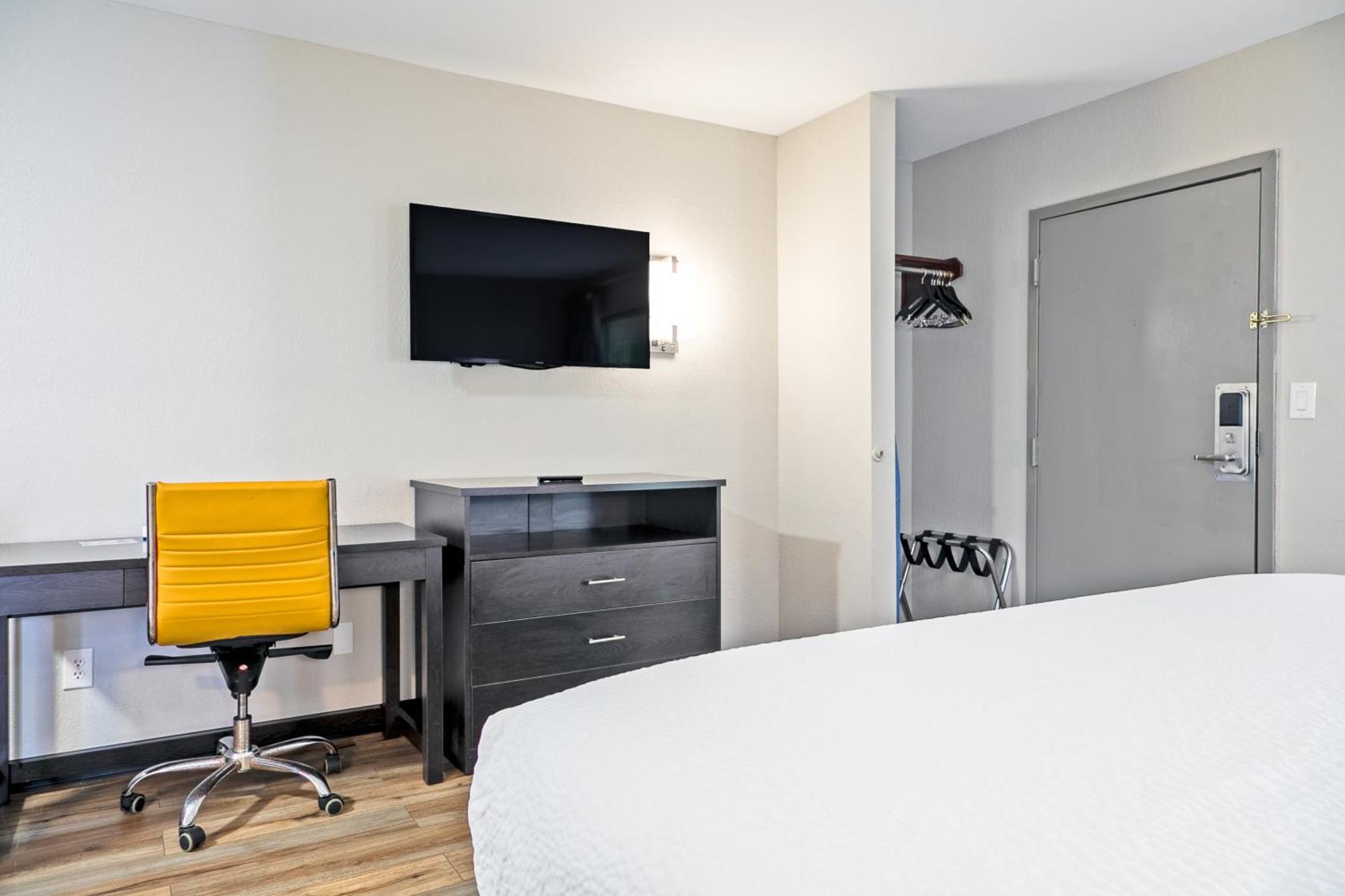 Days Inn By Wyndham Augusta Near Fort Gordon Экстерьер фото